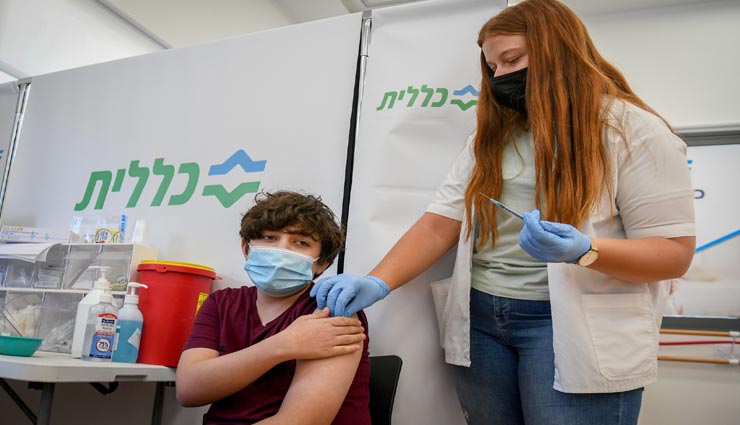 मास्क से छूट देने वाले पहले देश इजराइल की फिर बढ़ी चिंता, महामारी की चपेट में आने लगे वैक्सीन ले चुके लोग