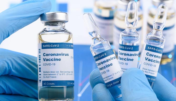 अमेरिका : कोरोना वैक्सीन की मारामारी, दो महिलाओं ने बुजुर्ग बन लगवाया पहला टीका