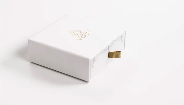 ये टिश्यू पेपर कर सकता है आपको बीमार, खरीदने के लिए लगी है लोगों की भीड़ 