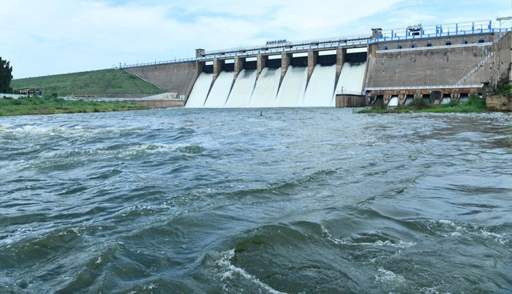 madurai tourist attractions,top 10 places to visit in madurai,meenakshi amman temple,madurai must-visit sites,things to do in madurai,madurai temples,vaigai dam,alagar kovil,samanar hills,tirupparankundram murugan temple,pazhamudhir solai,best tourist spots in madurai,historical places in madurai,religious sites in madurai,madurai travel guide