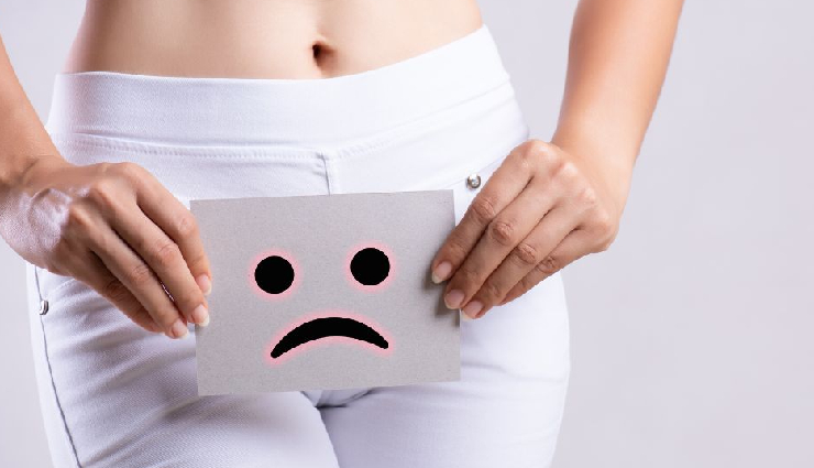 early signs of menopause,menopause symptoms,perimenopause signs,signs of menopause,menopause hot flashes,menopause mood swings,menopause vaginal dryness,sleep problems menopause