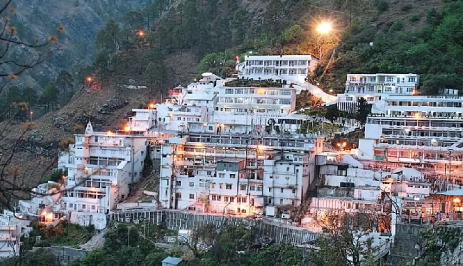 श्रद्धालुओं का इंतजार खत्म, 22 दिन बाद फिर शुरू होगी माता वैष्णो देवी यात्रा
