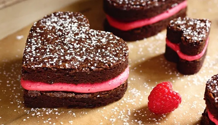 raspberry butter cream brownies,raspberry butter cream brownies recipe,valentine recipe,recipe
