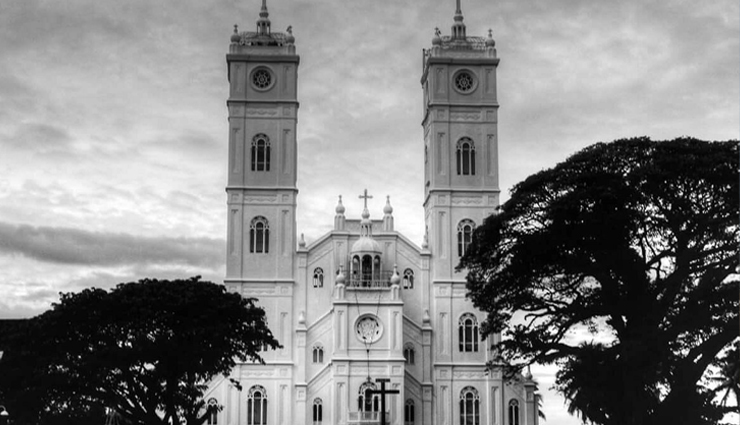 beautiful churches in india,churches to visit in india,explore indian churches,famous churches in india,historic churches in india,iconic indian churches,architectural marvels in indian churches,spiritual retreats in indian churches,must-see churches across india,religious tourism: exploring churches in india,sacred christian sites in india,indian churches with rich history and architecture,hidden gems: lesser-known churches in india,pilgrimage journey: visiting churches in different indian states