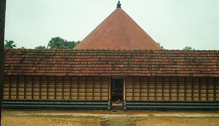 temples to visit in cochin,temples in cochin,cochin travel,trave guide,holidays