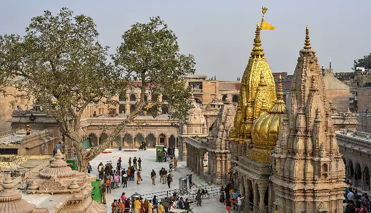 10 Must Visit Tourist Attractions in Varanasi