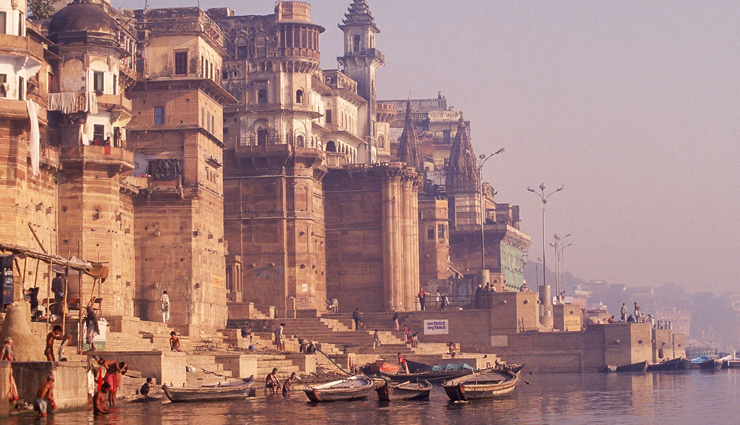 varanasi,facts about varanasi,manikarnika ghat,harmony bookshop,bhang lassi