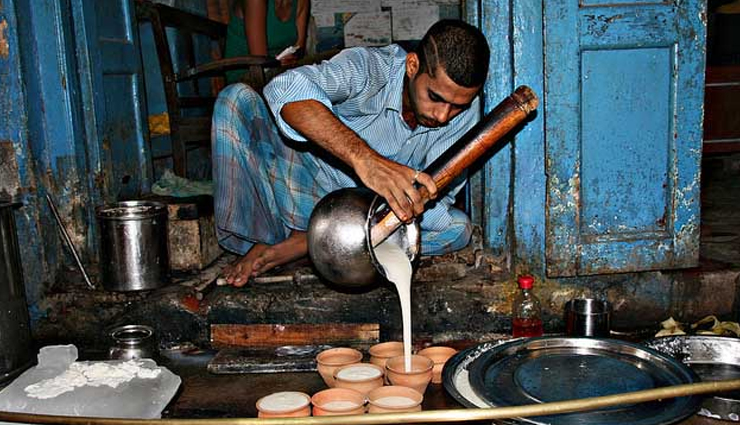 varanasi,facts about varanasi,manikarnika ghat,harmony bookshop,bhang lassi