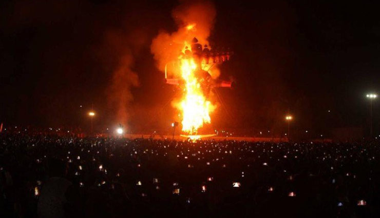 इन 4 जगहों का दशहरा है विश्वविख्यात, विदेशों से देखने आते है लोग famous dussehra places,world famous dussehra,dussehra,kota,kullu,varanasi,mysore