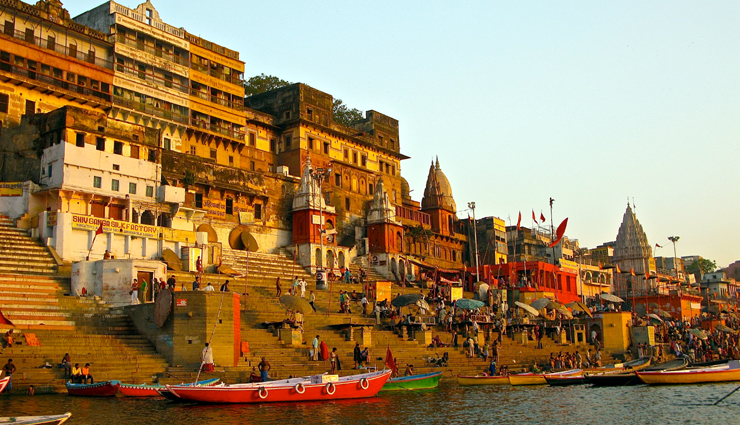 10 Sites You Must See While Strolling Across The Varanasi Ghats