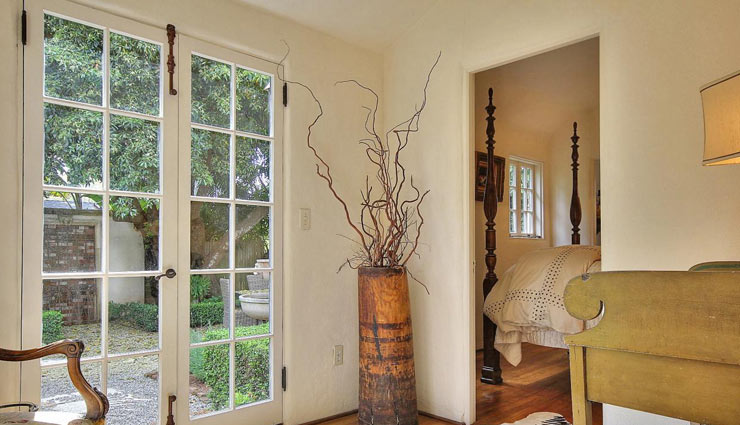 vastu tips for doors and windows,astrology tips