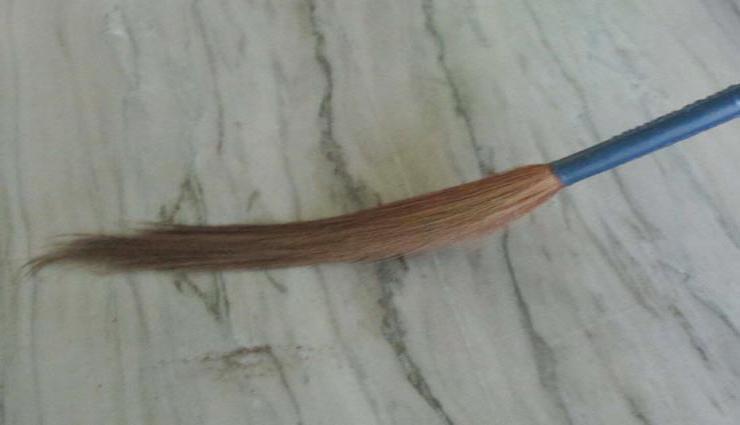 झाड़ू से जुड़ें इन वास्तु को अपनाकर आप पा सकतें है माँ लक्ष्मी की कृपा