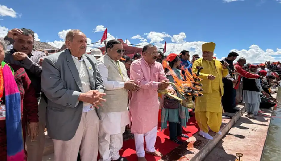 सिंधु कुंभ में विधानसभा अध्यक्ष देवनानी ने की पूजा-अर्चना, देश-प्रदेश की खुशहाली की कामना