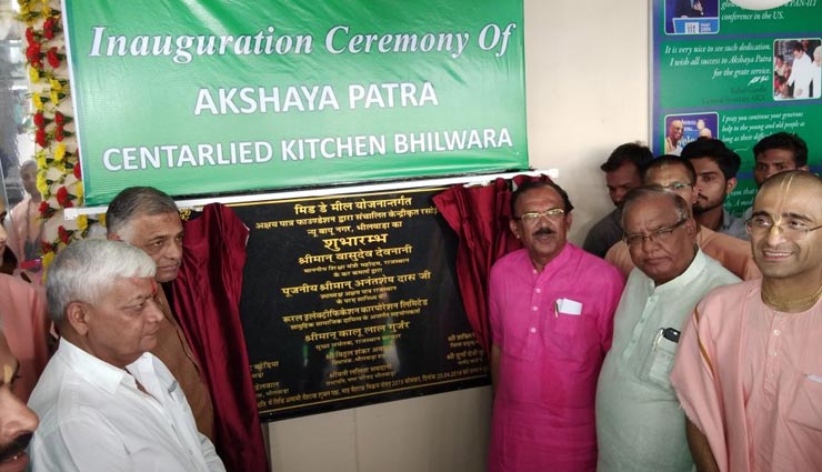 राज्य के 5 हजार विद्यालयों में स्थापित होंगे कम्प्यूटर लेब - वासुदेव देवनानी राज्य के 5 हजार विद्यालयों में स्थापित होंगे कम्प्यूटर लेब - वासुदेव देवनानी