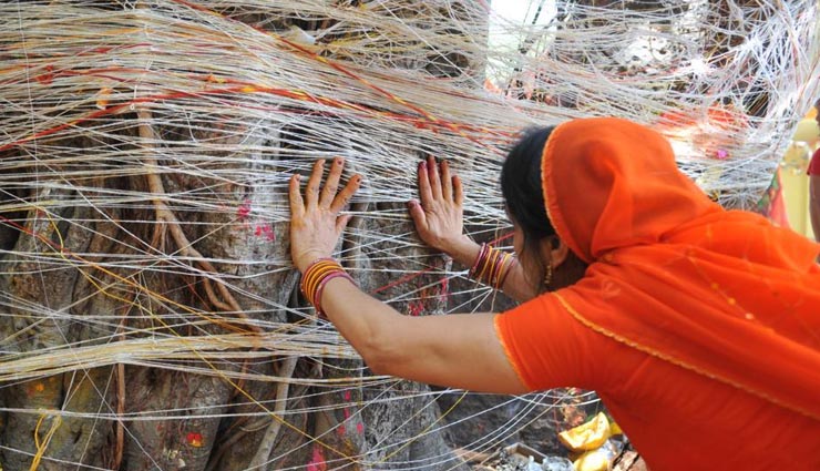 teej,karva chauth,vat purnima,onam,gangaur,raksha bandhan,krishna janmaashtami,ganesh chaturthi,navratri,vijayadashami,10 most celebrated festivals of india