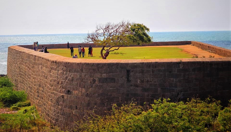 kanyakumari,tourist places in kanyakumari,holidays in kanyakumari,travel guide kanyakumari,places to visit in kanyakumari,travel guide,travel tips in hindi