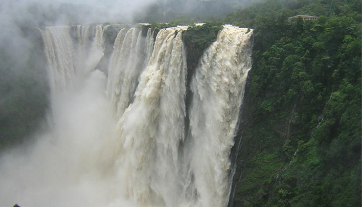 waterfalls,waterfalls in india,top 5 waterfalls in india,famous waterfalls in india,list of waterfalls in india with river,highest waterfall in india,city of waterfalls in india,top 10 waterfalls in india,travel,holidays