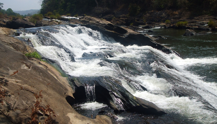 kerala,waterfalls in kerala,kerala tourism,tourist places in kerala,holidays in kerala,plan holidays in kerala