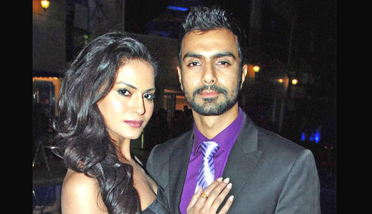 बिग बॉस में मिला प्यार जो परवान नहीं चढ़ा karishma tanna,big boss love stories that could not last forever,big boss couples,people who fell in love on sets of big boss,upen patel,gauahar khan,kushal tandon,gautam gulati,diandra soares,pooja bedi,akashdeep saigal,rahaul mahajan,monica bedi,tanishaa mukherji,arman kohli,veena malik,ashmit patel