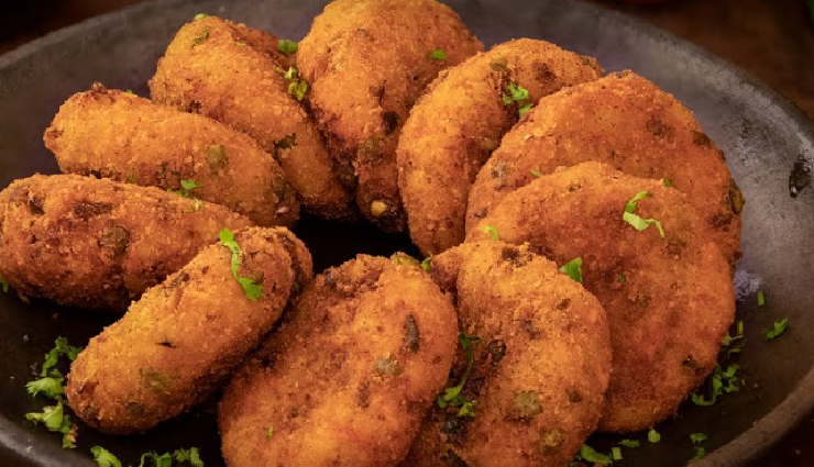 सुबह या शाम के नाश्ते का बढ़ाना है स्वाद तो वेज कटलेट को बनाया जा सकता है डाइट का हिस्सा #Recipe