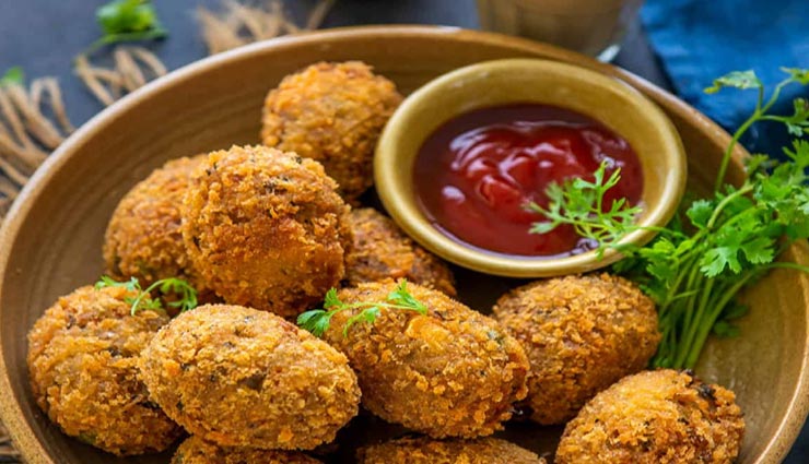 मॉनसून स्नैक्स में आजमाए स्वादिष्ट वेज पोटैटो कटलेट #Recipe