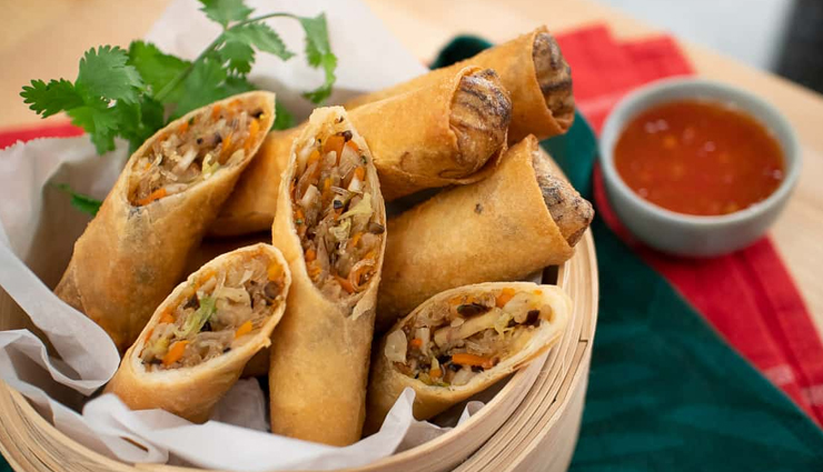 हल्की भूख को शांत करना हैं तो बनाए वेज स्प्रिंग रोल, टेस्टी खाने की चाहत होगी पूरी #Recipe