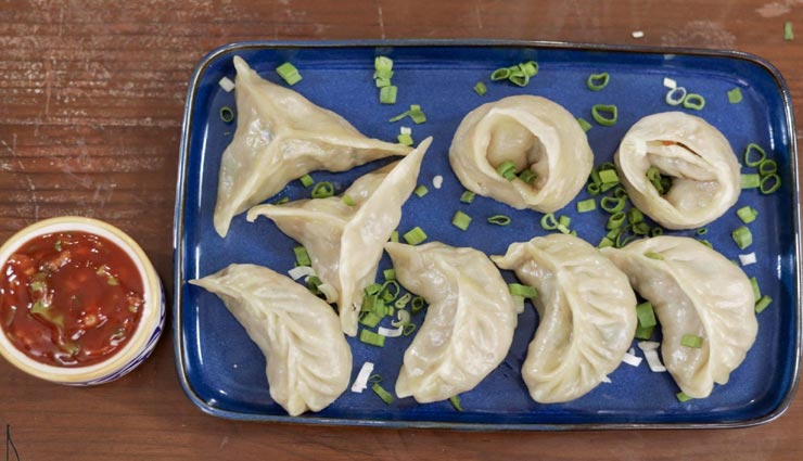 वेजिटेबल मोमोज का चटपटा स्वाद देगा शानदार जायका, बनाना बेहद आसान #Recipe