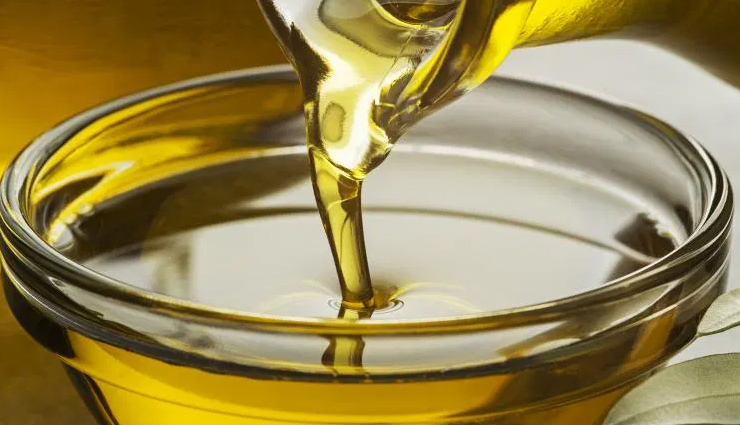 cracked heels,cure cracked heels,home remedies to cure cracked heels,legs beauty,heels beauty,beauty tips,beauty news,beauty hacks,simple beauty tips