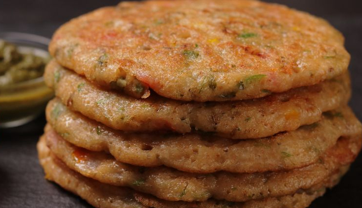 vegetable rice cheela,healthy breakfast recipe,indian breakfast recipe,quick and easy recipe,gluten-free recipe,high protein breakfast,low calorie recipe,rice flour recipe,vegetarian recipe,indian pancake recipe