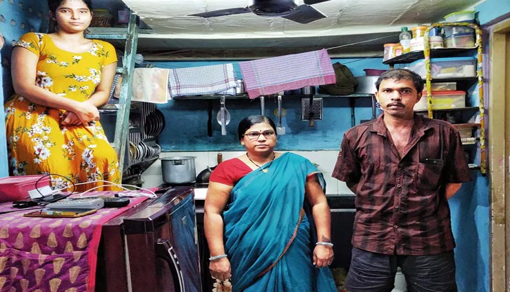 weird news,weird incident,mumbai vegetable vendor,viral picture