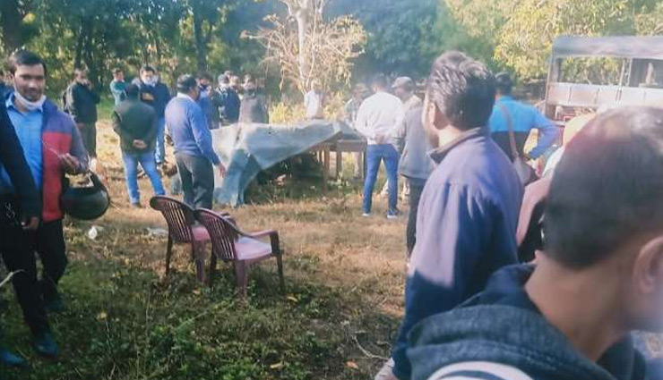 नैनीताल: तेज रफ्तार वाहन ने बाघ को मारी टक्कर, मौके पर ही हुई मौत