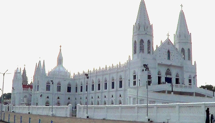 attractions in tamil nadu,tamil nadu tourism,tourist places in tamil nadu,tamil nadu,india tourist,tourist places in india,travel,holidays