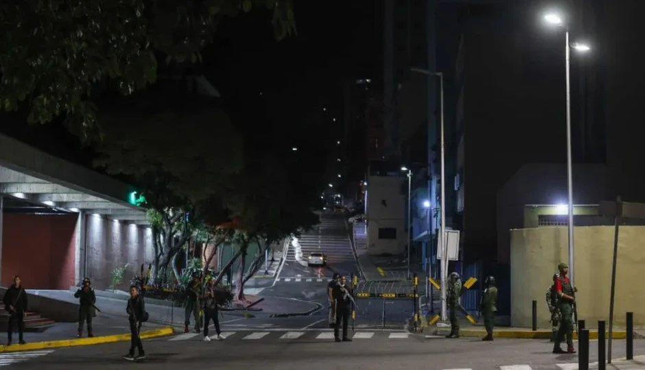 वेनेजुएला में राष्ट्रपति भवन के नजदीक फायरिंग, ड्रोन नजर आते ही सुरक्षाबलों की जवाबी कार्रवाई