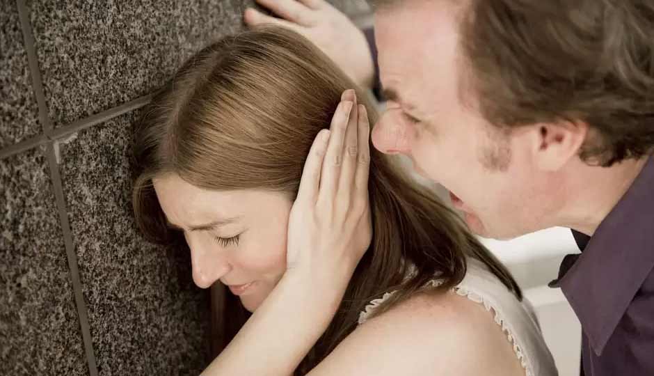 10 Major Signs of a Verbally Abusive Relationship