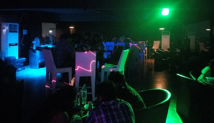 rocking nightlife in hyderabad,hyderabad,night life,best place in hyderabad for night out,vertigo,the high life,over the moon,klub trinity kitchen and lounge,bpm,mix,the westin,holidays,travel