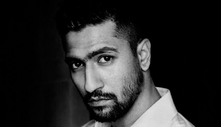 पुलवामा हमला: शहीदों के परिजनों को 5 करोड़ रुपये की मदद करेंगे अक्षय कुमार pulwama terror attack,crpf,Akshay Kumar,amitabh bachchan,vicky kaushal