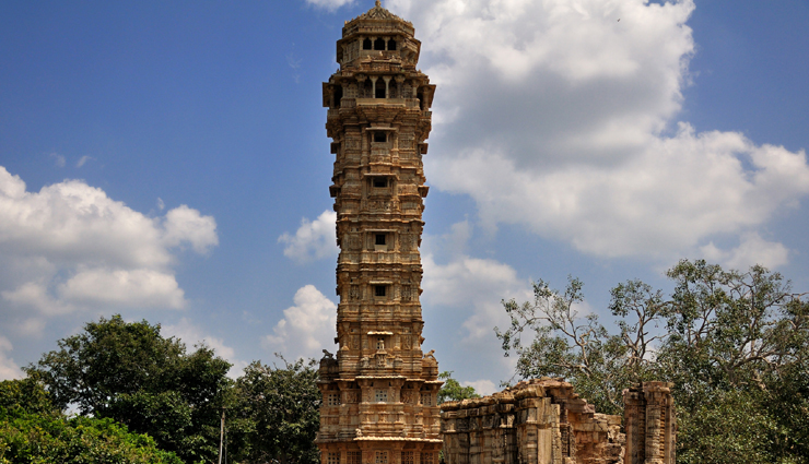 chittorgarh tourist places,explore chittorgarh rajasthan,best places to visit in chittorgarh,chittorgarh attractions,top tourist spots in chittorgarh rajasthan,chittorgarh fort and other landmarks,historical places in chittorgarh,chittorgarh sightseeing destinations,must-visit places in chittorgarh rajasthan,chittorgarh travel guide