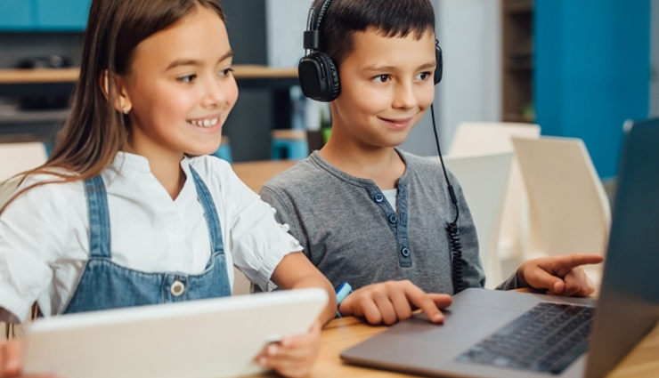 working woman,how working woman take care of her child,child care tips,working woman tips,relationship,relationship tips