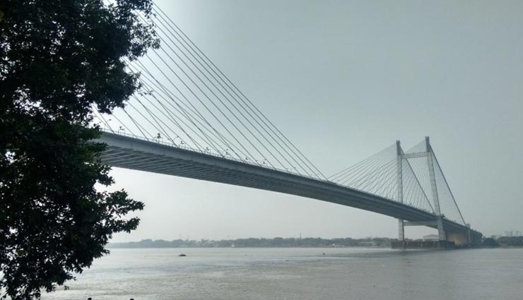 भारत के इन ब्रिज को देखने के लिए लगता हैं सैलानियों का जमावड़ा
