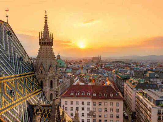 beautiful cities in the world,beautiful cities,places to visit in the world