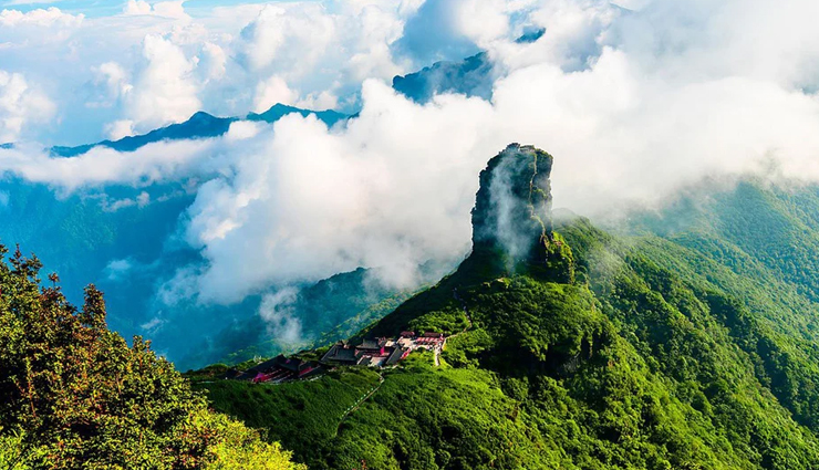 vietnam tourist places,best places to visit in vietnam,vietnam travel destinations,must-visit places in vietnam,top attractions in vietnam,vietnam sightseeing,beautiful places in vietnam,vietnam tourism,vietnam travel guide,famous places in vietnam,things to do in vietnam,historical places in vietnam,natural wonders of vietnam,vietnam holiday destinations,cultural sites in vietnam