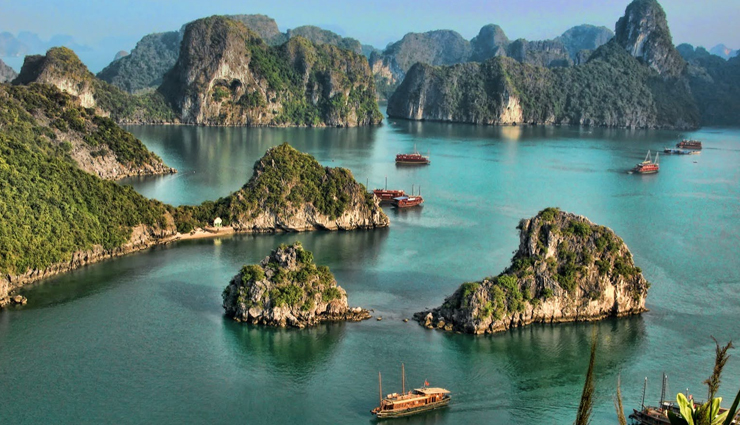 vietnam,places to visit in vietnam,tourist attraction in vietnam,hoi an,phong nha,ke bang national park,ha long bay,hue,ho chi minh city,mekong delta,my son sanctuary,cat tien national park,ha giang,phu quoc island