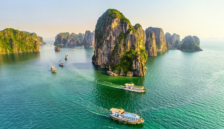 vietnam,places to visit in vietnam,phu quoc,ho chi minh,hue,ha long bay,da nang,sa pa