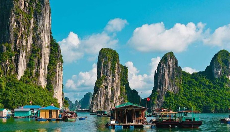 vietnam tourist places,best places to visit in vietnam,vietnam travel destinations,must-visit places in vietnam,top attractions in vietnam,vietnam sightseeing,beautiful places in vietnam,vietnam tourism,vietnam travel guide,famous places in vietnam,things to do in vietnam,historical places in vietnam,natural wonders of vietnam,vietnam holiday destinations,cultural sites in vietnam