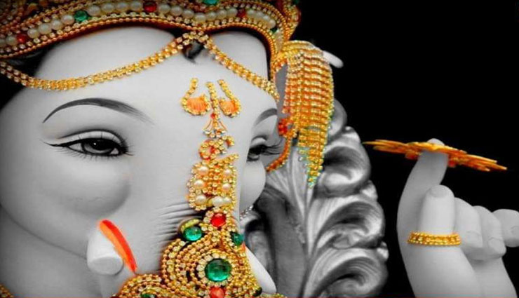 Ganesh Chaturthi 2018 : गणेशोत्सव के बचे हुए दिनों में करें ये उपाय, मिलेगी गणेश जी की विशेष कृपा