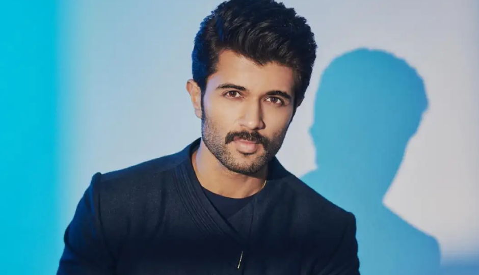 2 News : कार दुर्घटना के बाद विजय ने पोस्ट शेयर कर दी हेल्थ अपडेट, ‘स्पिरिट’ विवाद के बीच दीपिका के सपोर्ट में तृप्ति