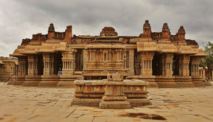 tourist attractions in hampi,must-visit places in hampi,top hampi tourist spots,hampi travel guide,hampis best attractions,exploring the beauty of hampi,historical sites in hampi,hampi unesco world heritage,hampi ruins and monuments,hampi sightseeing gems