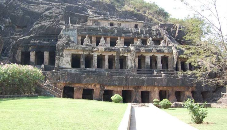 scenic spots of vijayawada,major attractions of vijaywada,holidays,travel,tourism