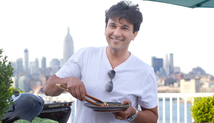chef vikas khanna,directorial debut,upcoming movie,entertainment news