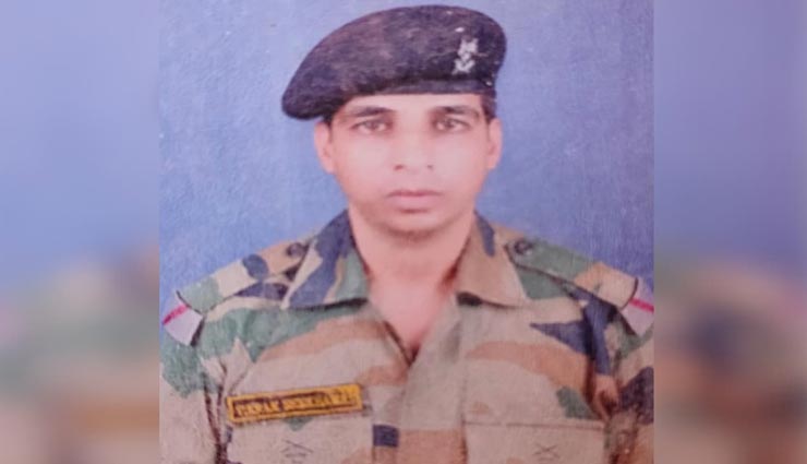 झुंझुनूं : ड्यूटी के दौरान नाले में टैंक गिरने से शहीद हुआ जवान, राजकीय सम्मान के साथ कल होगी अंतिम विदाई